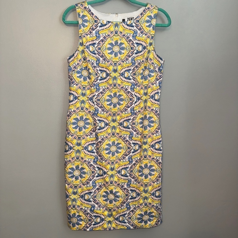 EUC Zeke Collection Greek Coffered Geo Print Shift Dress Size 8